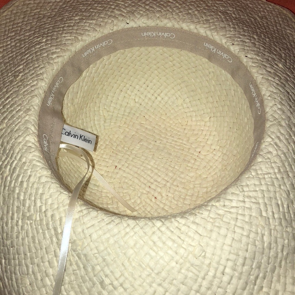 Calvin Klein floppy hat - Picture 2 of 3